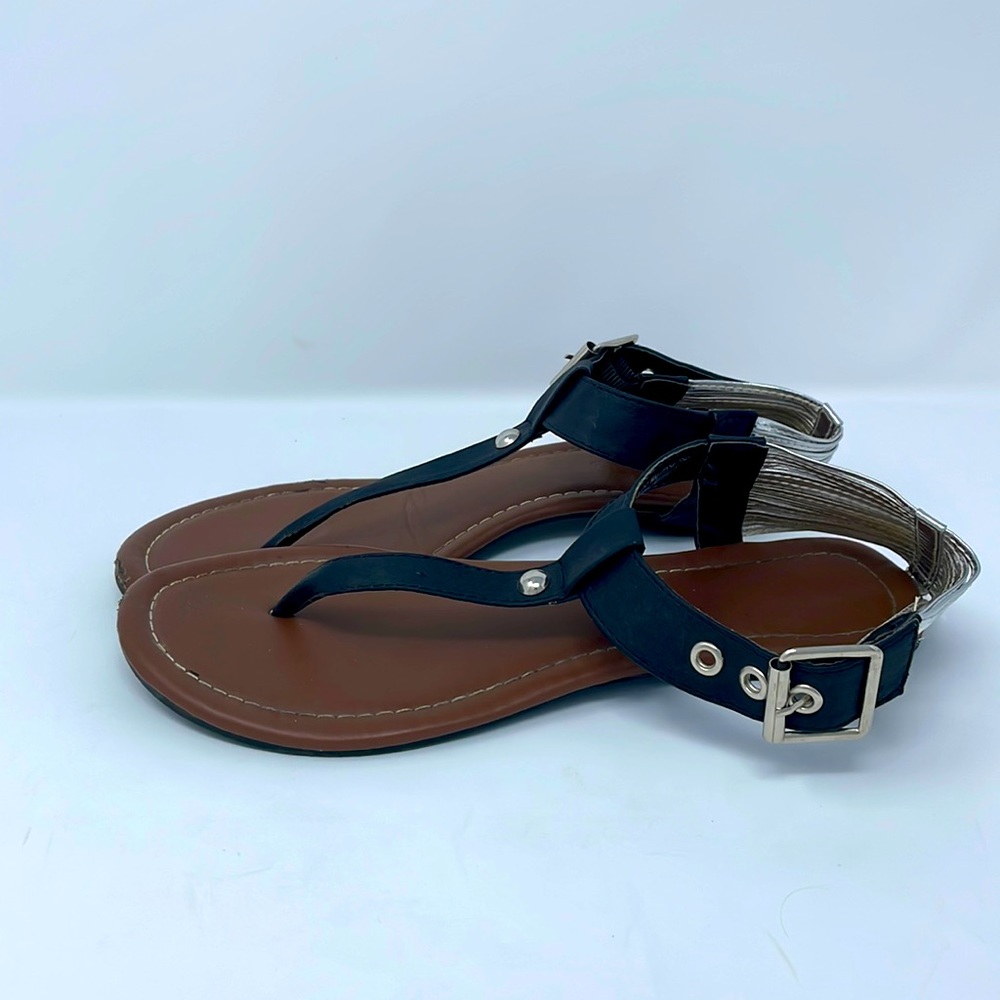Women’s Size 8 1/2 Casual Sandals